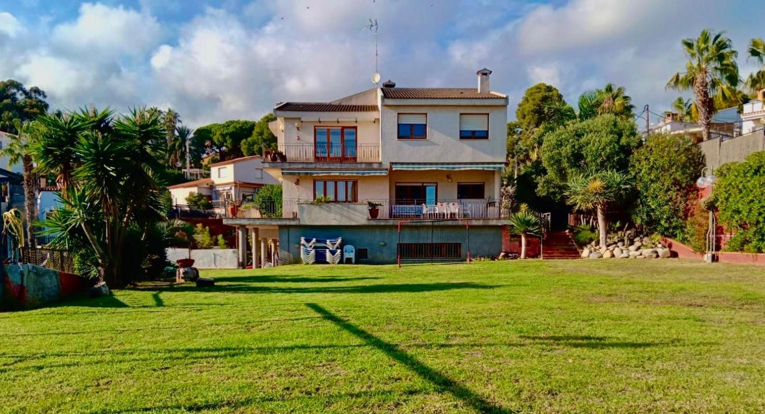 Villa Preciosa Casa 2000 M2 Piscina Mar Barbacoa Felicidad Santa Susanna