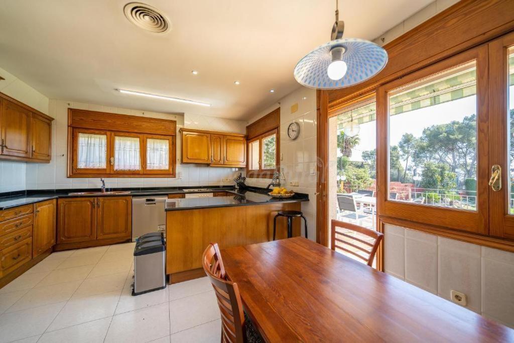 Preciosa Casa 2000 M2 Piscina Mar Barbacoa Felicidad Villa Santa Susanna